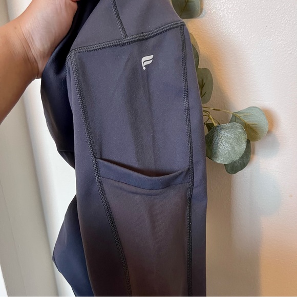 NWT Fabletics Leggings - Picture 5 of 9
